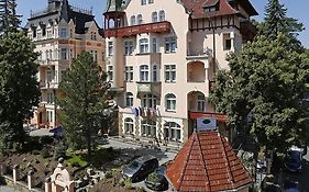 Lazensky Hotel Villa Smetana